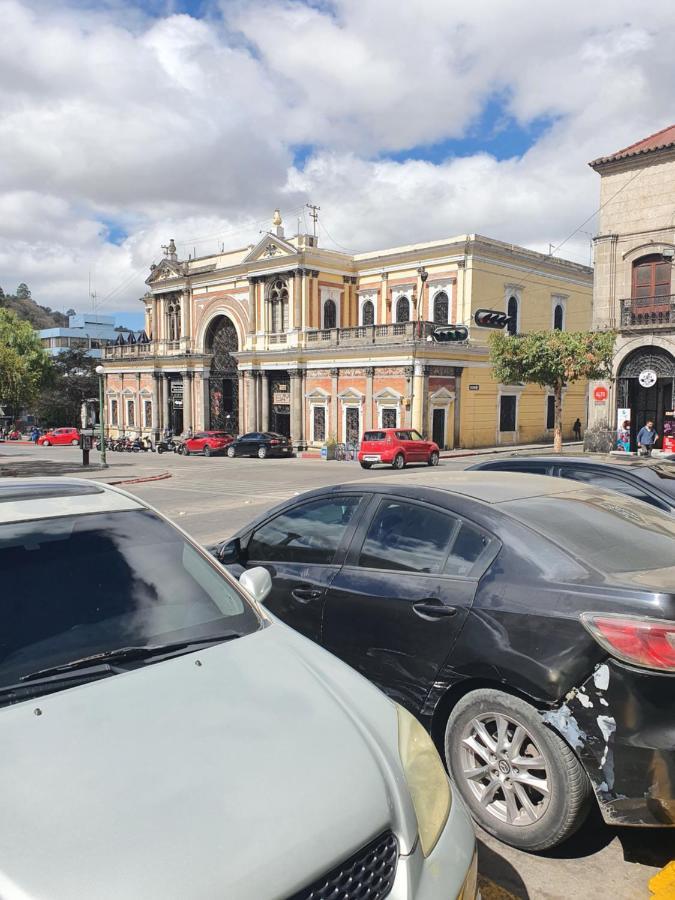 Hotel Kasa Kamelot Central Quetzaltenango Exteriér fotografie